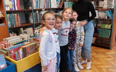 Posjet školskoj knjižnici i prometnik u razredu